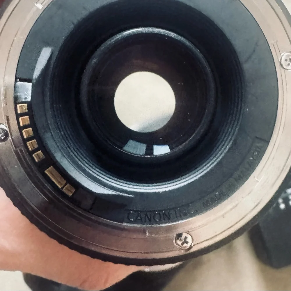 Canon EOS 70D DSLR Camera Body and 75-300 mm lens